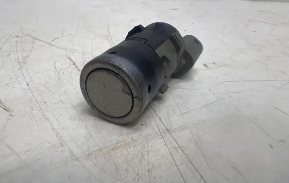 BMW 5 E60 E61 Parking PDC sensor 688028