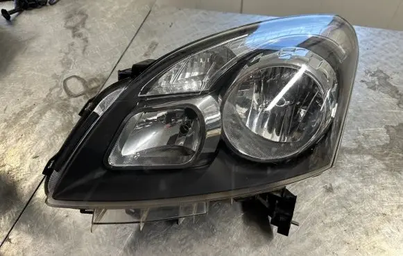 Renault Koleos I Headlight/headlamp