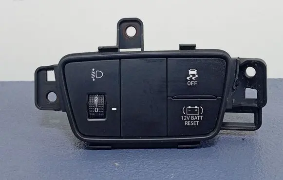 Other switches/knobs/shifts