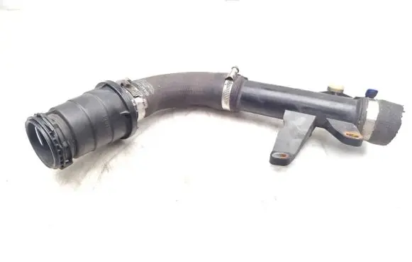 Intercooler hose/pipe