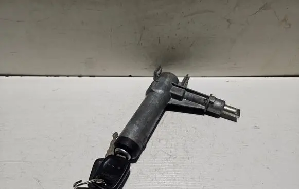 Audi 100 200 5000 C3 Ignition lock 443905851B