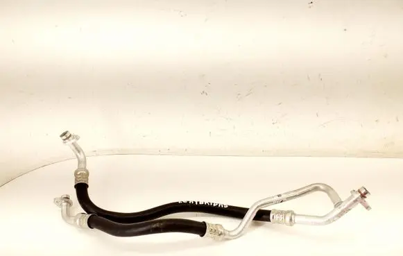 Renault Captur II Air conditioning (A/C) pipe/hose 924543828R