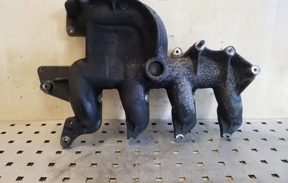 Suzuki Grand Vitara II Intake manifold 9200714430
