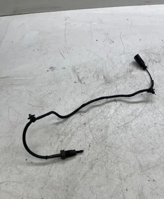Audi A4 S4 B8 8K Oil temperature sensor 03L906088BE
