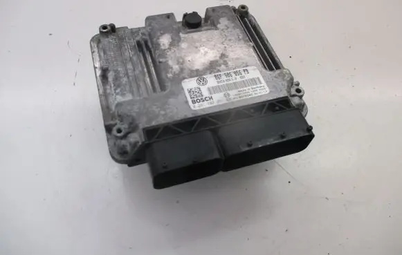 Volkswagen PASSAT B6 Engine control unit/module 06F906056FB 0261S02261 BVY