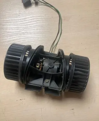 Chrysler Pacifica Heater fan/blower 790836L