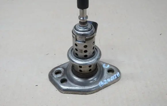 Opel Insignia A AdBlue injector 55501991