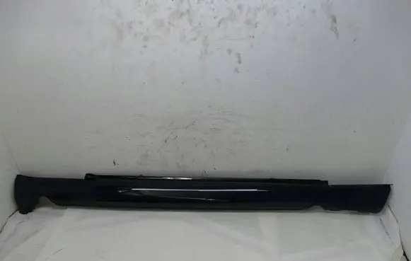 Mercedes-Benz E W124 Sill 1246901240