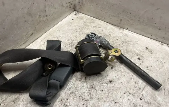 Renault Scenic II - Grand scenic II Front seatbelt 8200309205
