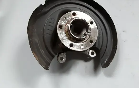 Opel Grandland X Rear wheel hub 9829261780
