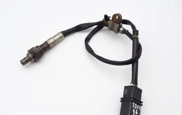 Volkswagen Touran I Lambda probe sensor 06A906262CF 06A906262