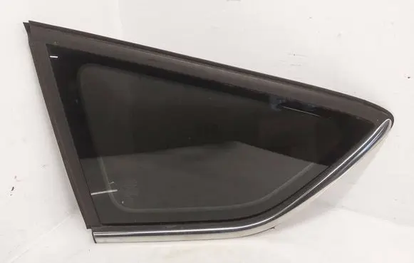 Ford Kuga II Rear side window CV44S29751C
