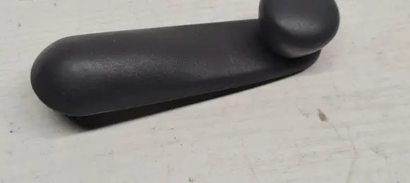 Fiat Punto (188) Rear door window winding handle B387