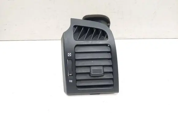 Chevrolet Captiva Dashboard side air vent grill/cover trim ADX61