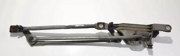 Front wiper linkage and motor
