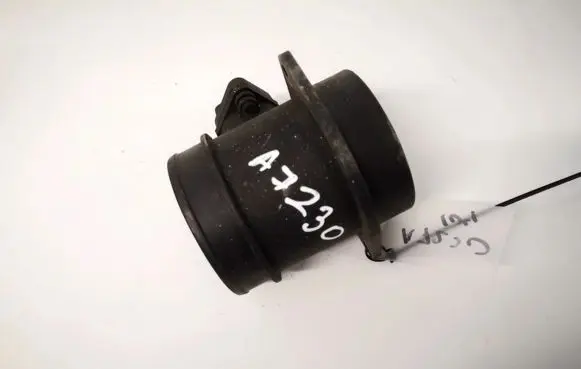 Volvo S70 V70 V70 XC Mass air flow meter 8670112 0280218108