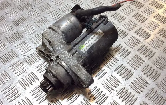 Volkswagen Cross Polo Starter motor 02T911023S