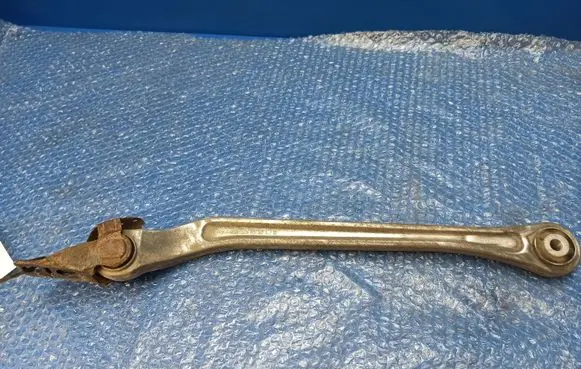Mercedes-Benz CLS C219 Rear suspension control arm A2303500429 A2303500429R