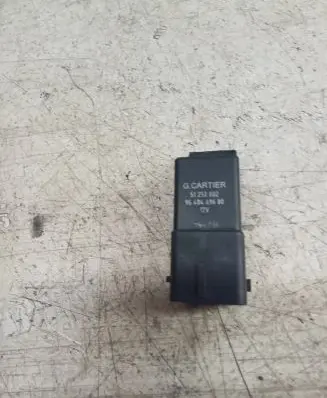 Glow plug pre-heat relay