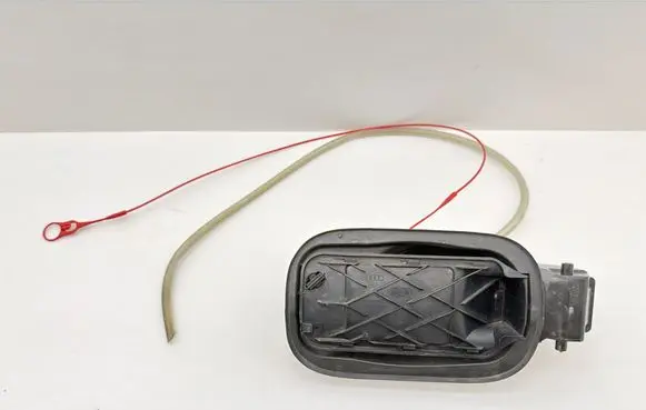 Audi Q7 4M Fuel tank cap trim 4M0809906D