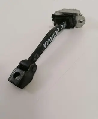 Skoda Octavia Mk2 (1Z) Front door check strap stopper 1Z0837249
