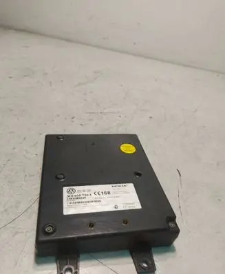 Volkswagen PASSAT B6 Bluetooth control unit module 3C0035730A 00E0031F4EB7