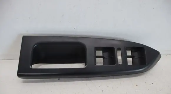 Volkswagen Touran I Front door window switch trim 1T1867371H