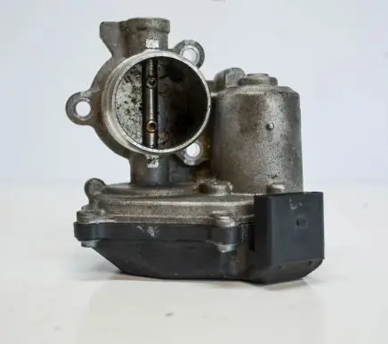 Audi A6 S6 C7 4G Throttle valve 04L131501B