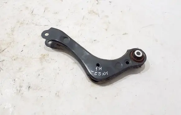 Lexus NX Rear upper control arm/wishbone 4879042030