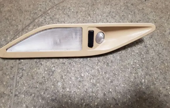 BMW 5 E39 Rear seat light 8363609