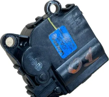 Hyundai Genesis Air flap motor/actuator D332JY9AA05