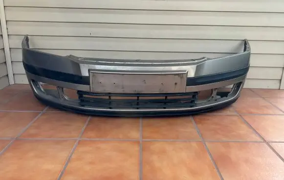 Skoda Octavia Mk2 (1Z) Front bumper 1Z0807221