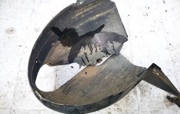 Skoda Octavia Mk3 (5E) Front wheel arch liner splash guards 5E0809957 5E0809957D