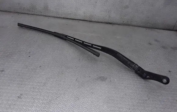Audi A6 S6 C5 4B Windshield/front glass wiper blade 4B1955408D