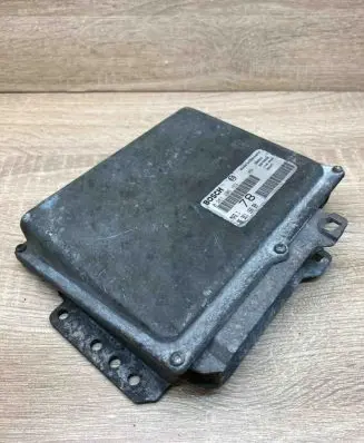 Peugeot 106 Engine control unit/module ECU 9635116680 0261206153