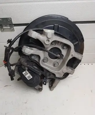 Renault Espace VI Rear wheel hub 430B38439R
