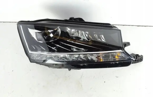 Skoda Fabia Mk3 (NJ) Headlight/headlamp 6V1941016F
