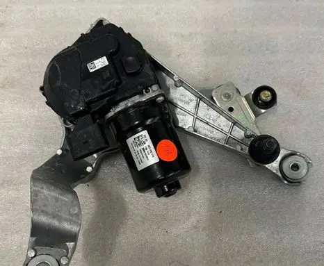 Audi A5 Wiper motor 8B2955119
