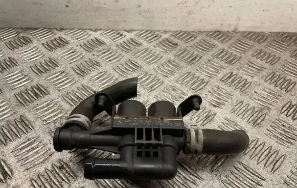 BMW 5 GT F07 Coolant heater control valve 9310349