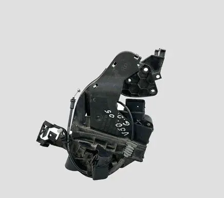 Volvo V50 Rear door lock 985917101
