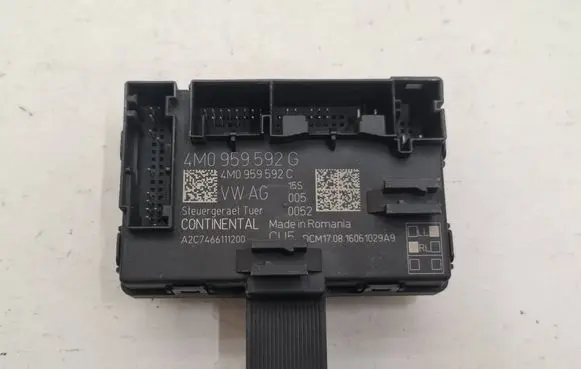 Audi Q7 4M Door control unit/module 4M0959592G 4M0959592C A2C7466111200