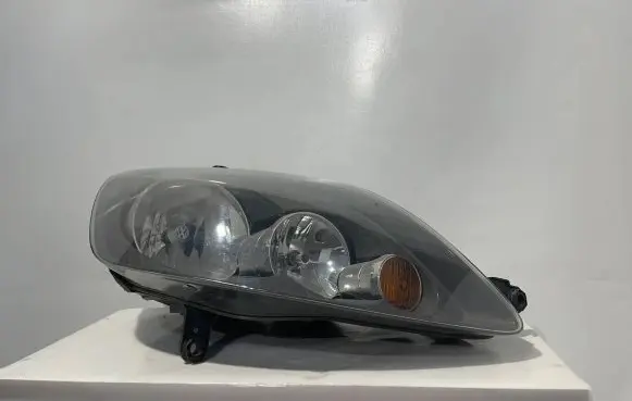 Volkswagen Golf Plus Headlight/headlamp 5M1941006B 1EE24701302