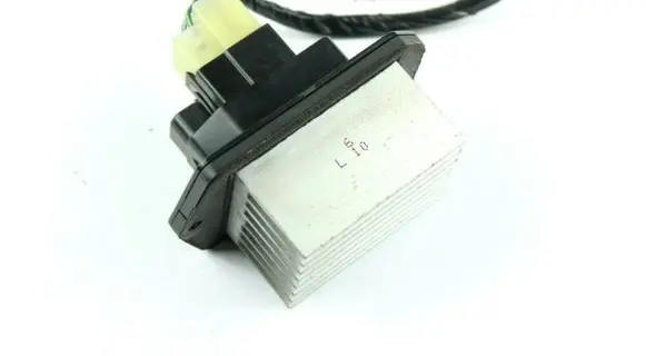 Subaru Legacy Heater blower fan relay 0778000980