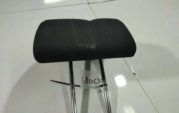 Citroen C4 I Front seat headrest 