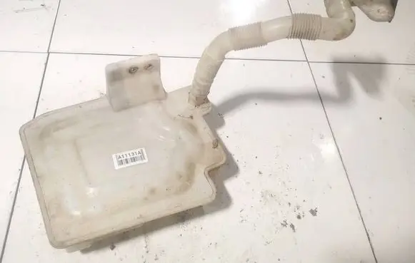 Volkswagen Golf V Windshield washer fluid reservoir/tank 1K0955453Q