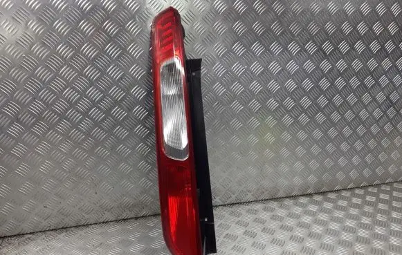 Ford Focus Rear/tail lights 4M51-13405-A