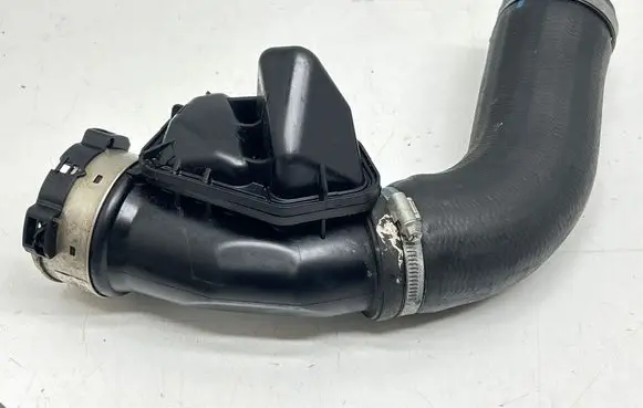 Intercooler hose/pipe