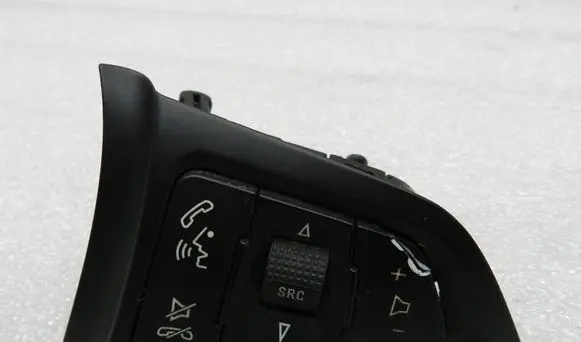 Opel Insignia A Steering wheel buttons/switches 13268686