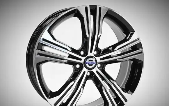 Volvo XC40 R19 alloy rim 31471556