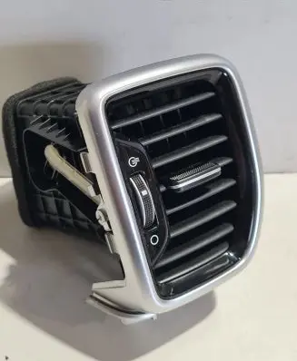 KIA Sportage Dashboard side air vent grill/cover trim 97490F1BB0SA1